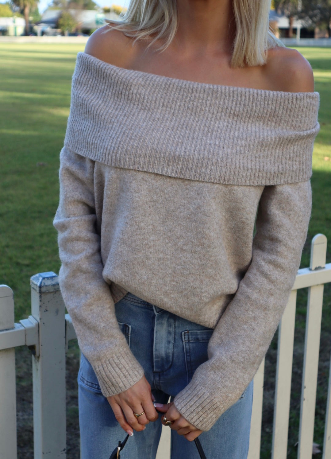 JOSIE OFF SHOULDER KNIT JUMPER